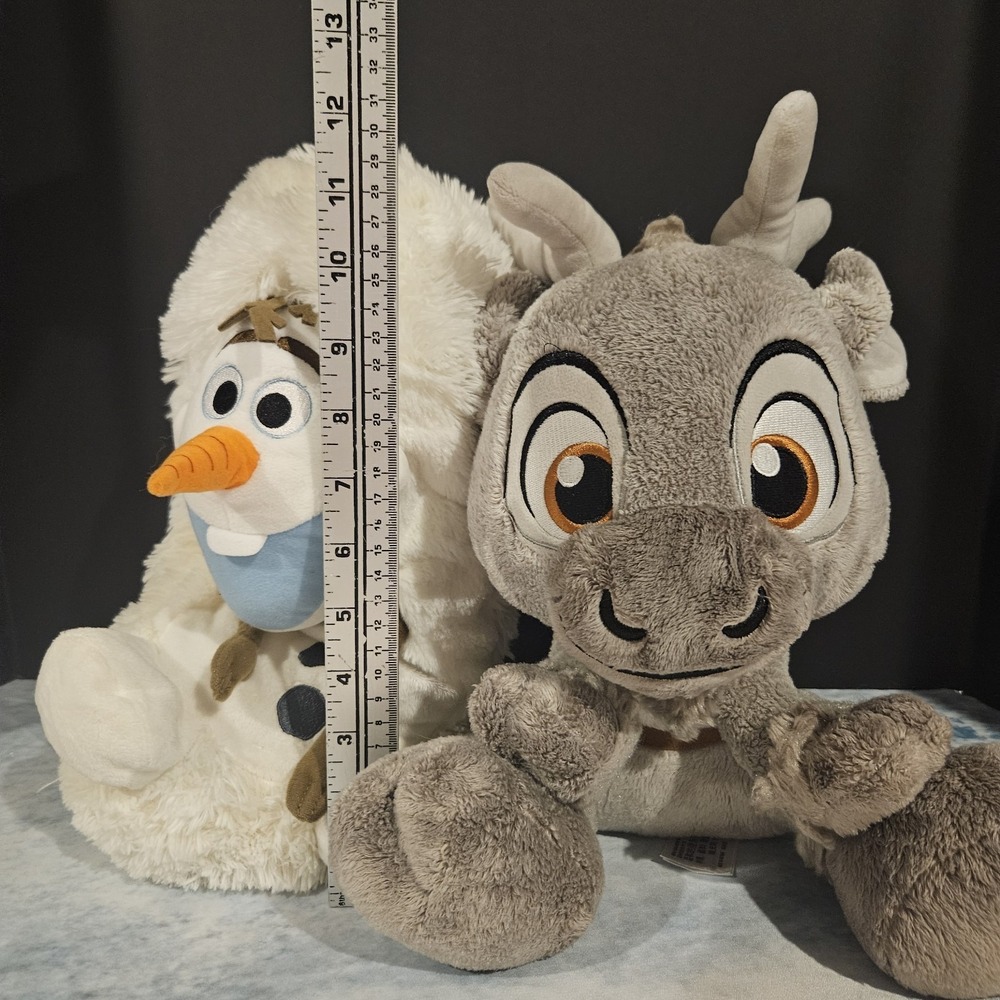 Disney Frozen Olaf Hideaway Plush + Sven Big Feet Plush Bundle (Read) - Picture 2 of 10
